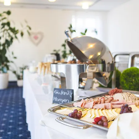 Hotel Stadt 3*