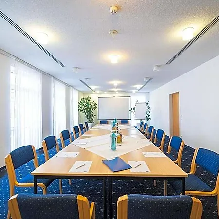 Hotel Stadt 3*